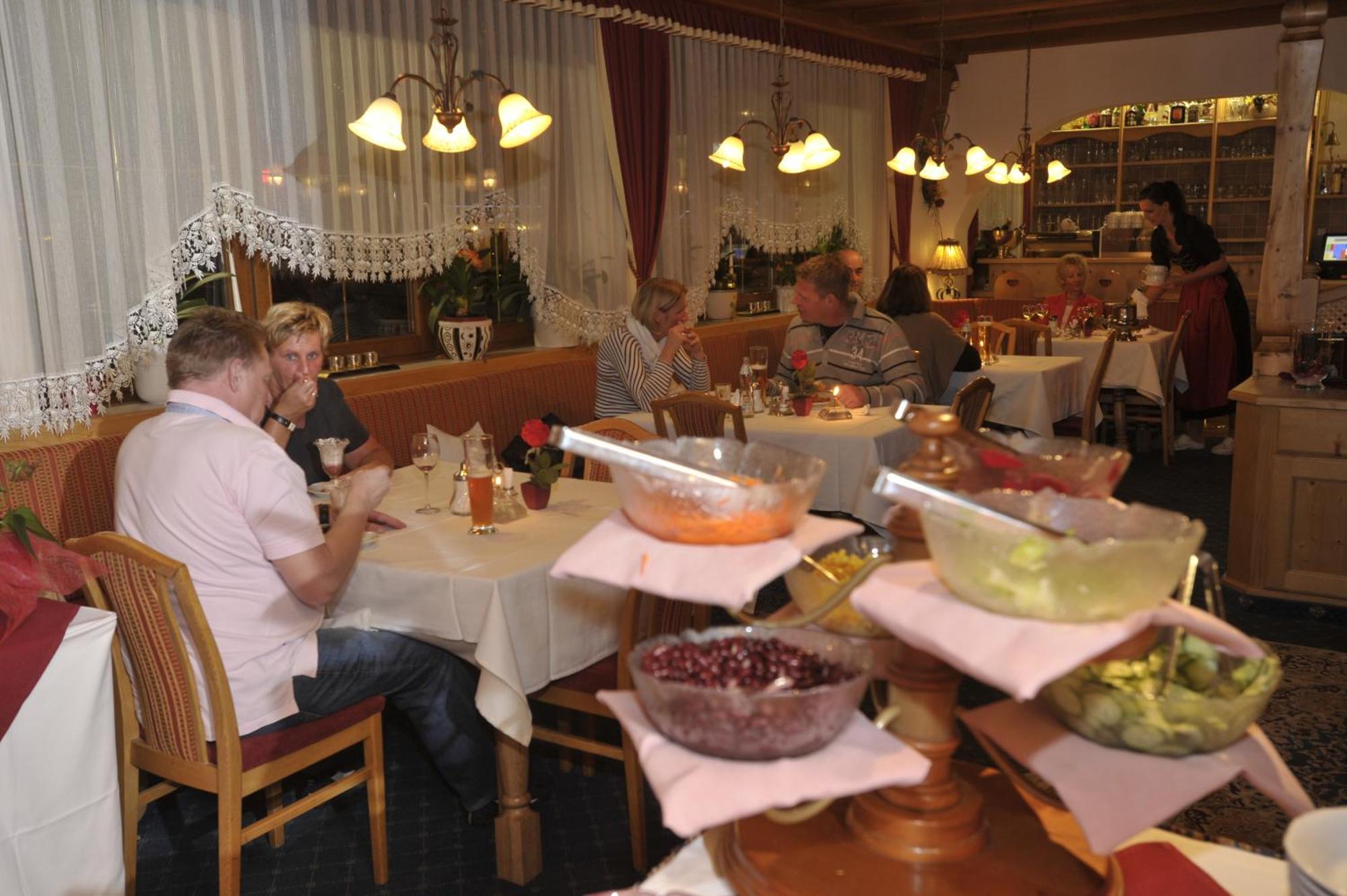 Waldhof Hotel Герлос Екстериор снимка